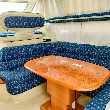 Mic Nic Bateau-hôtel
