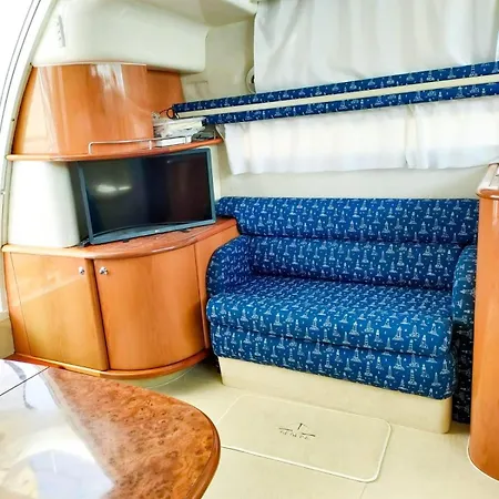 Mic Nic Bateau-hôtel *